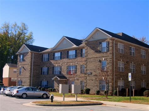 10 Places to Stay Near Nc A&T State University .
